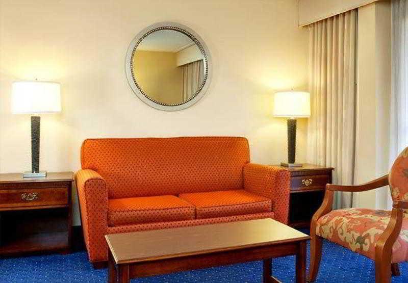 ホテル Sonesta Select Atlanta Norcross I 85 部屋 写真
